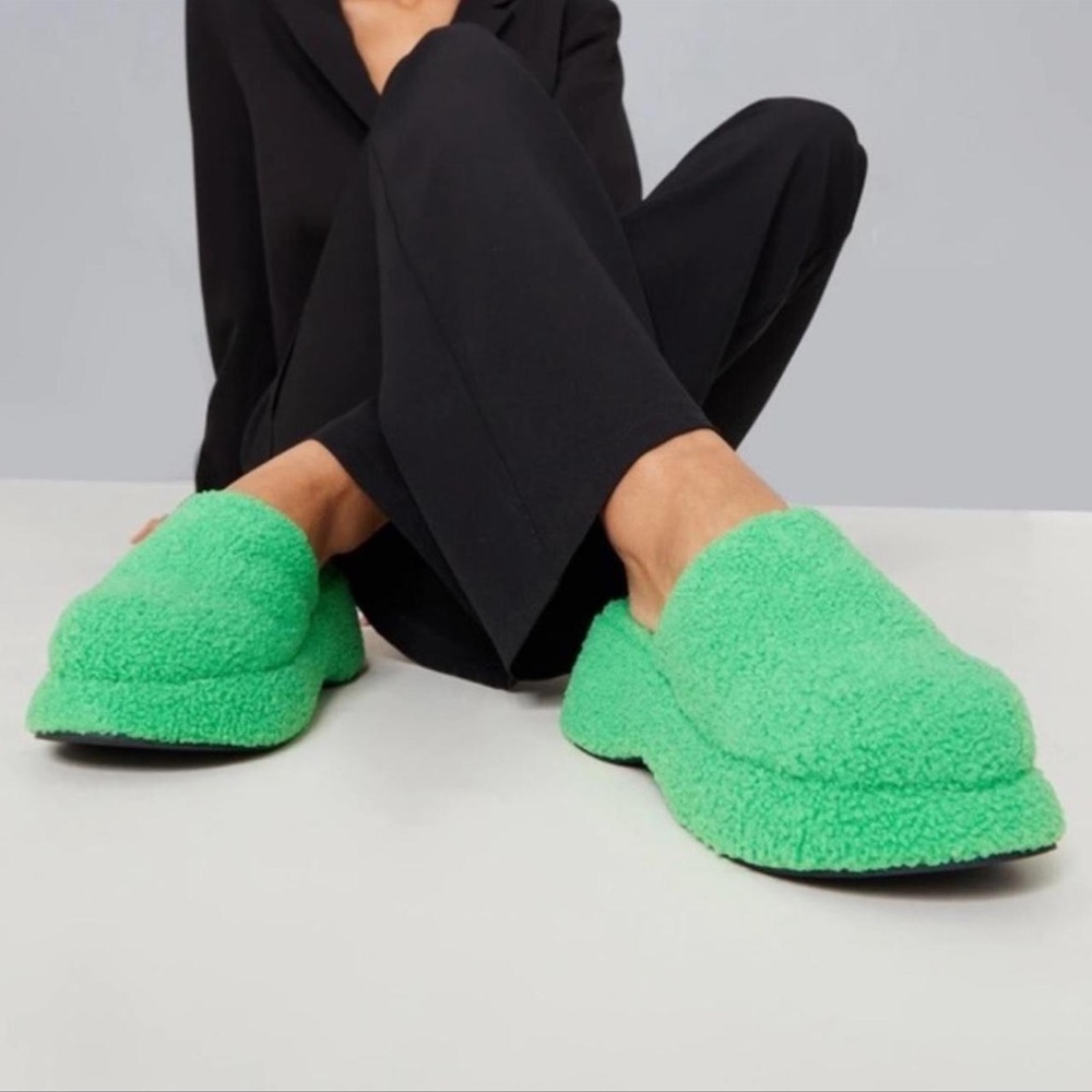 Green Platform Fuzzy Clogs